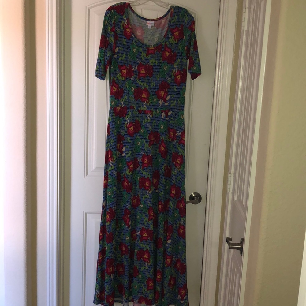 Gorgeous Lularoe Ana Maxi Dress